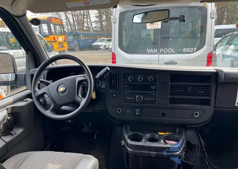 2011 Chevrolet Express G3500 Lt z USA, uszkodzony, nr VIN 1GAZGYFG8B1178623